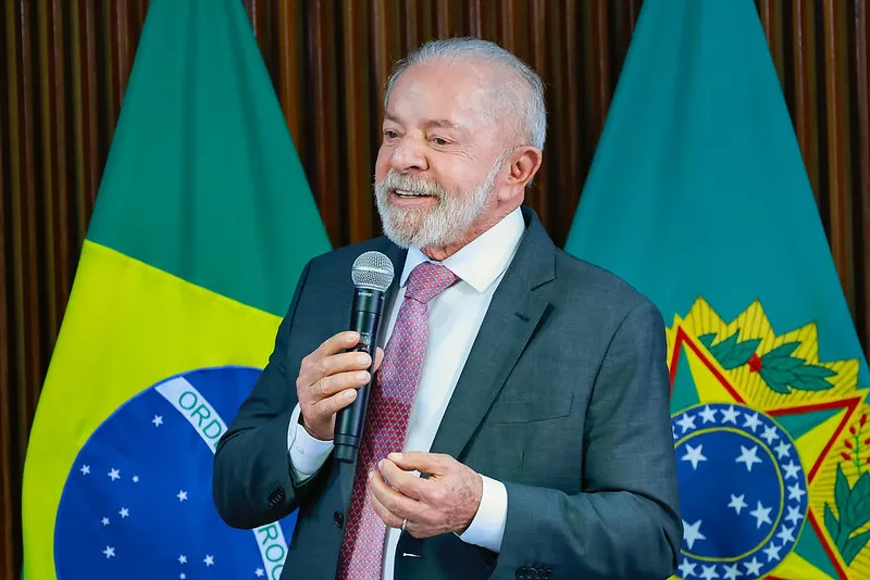 Avaliação ruim ou péssima do governo tem leve queda após caso “Dark Horse”