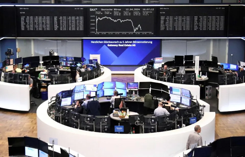 Bolsas da Europa fecham em forte alta com expectativa de acordo EUA-Irã