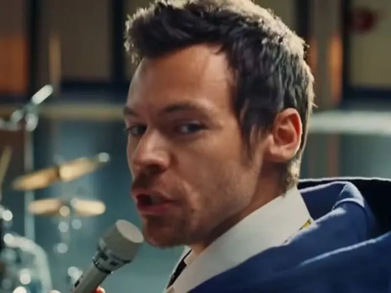 Cantor Harry Styles lança videoclipe da música “Dance No More”; assista