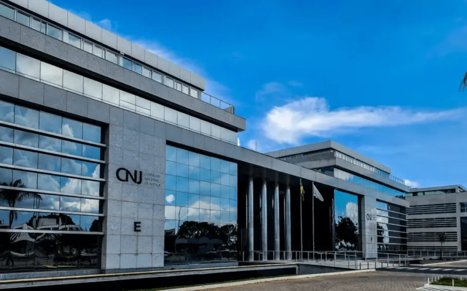 Corregedoria do CNJ anula penduricalhos “ilegais” de 3 tribunais estaduais