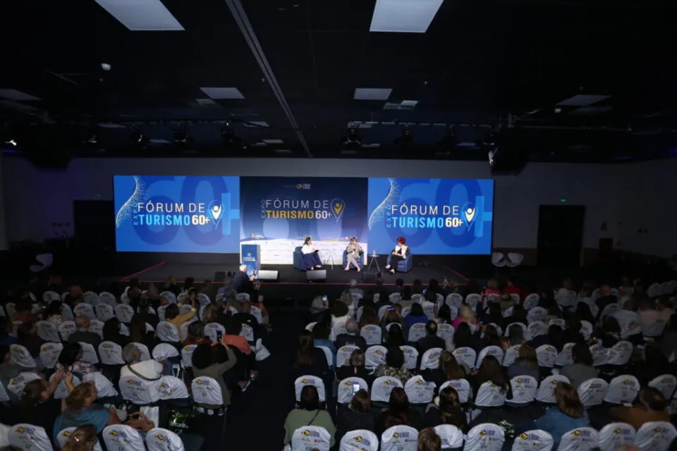 Expo Fórum de Turismo 60+ em SP coloca trade para sentir efeitos da velhice no corpo