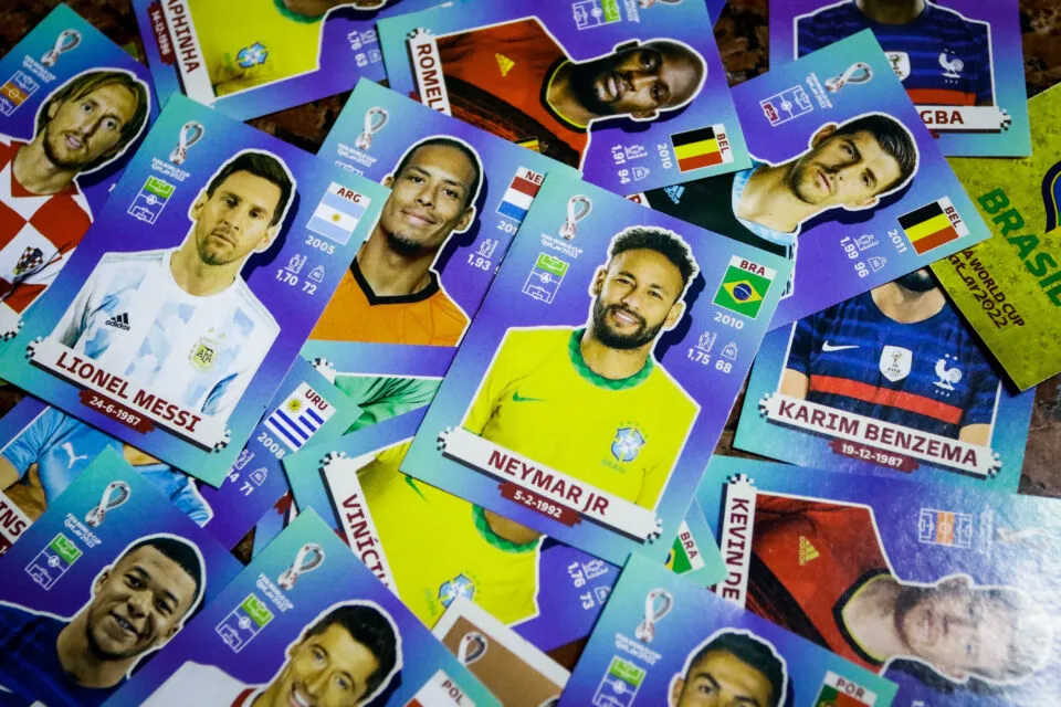Febre das figurinhas movimenta milhões às vésperas da Copa de 2026