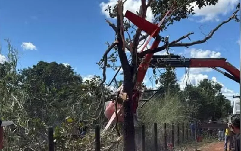 Helicóptero da família de Henrique e Juliano cai no Tocantins