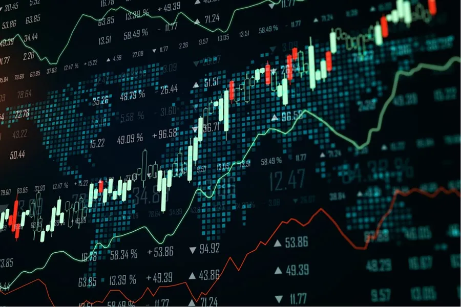 Ibovespa sobe com exterior, enquanto monitora encontro EUA-China e política no Brasil