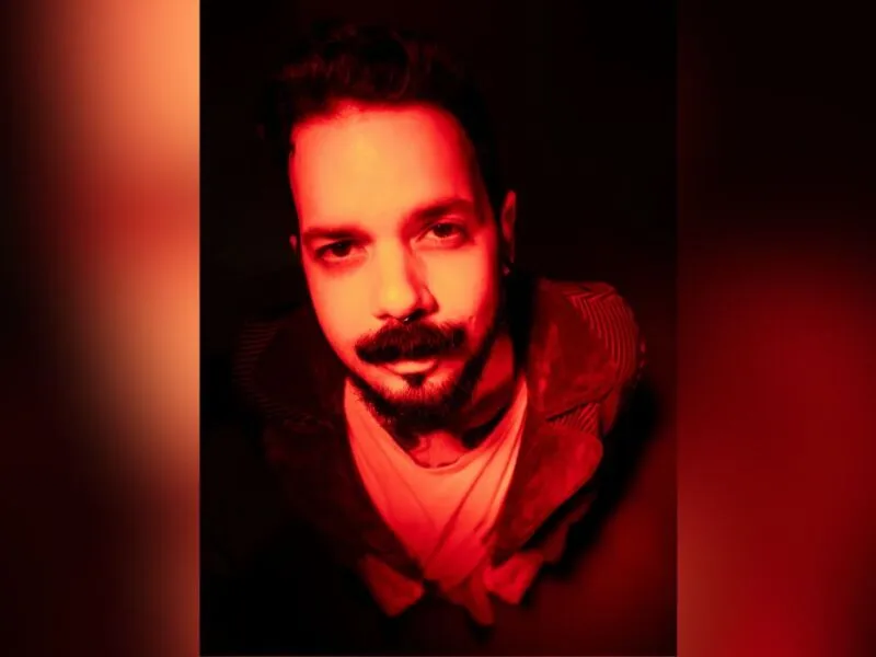 Infa Vermelho estreia projeto autoral com remix de “Me Dê”, de Martins