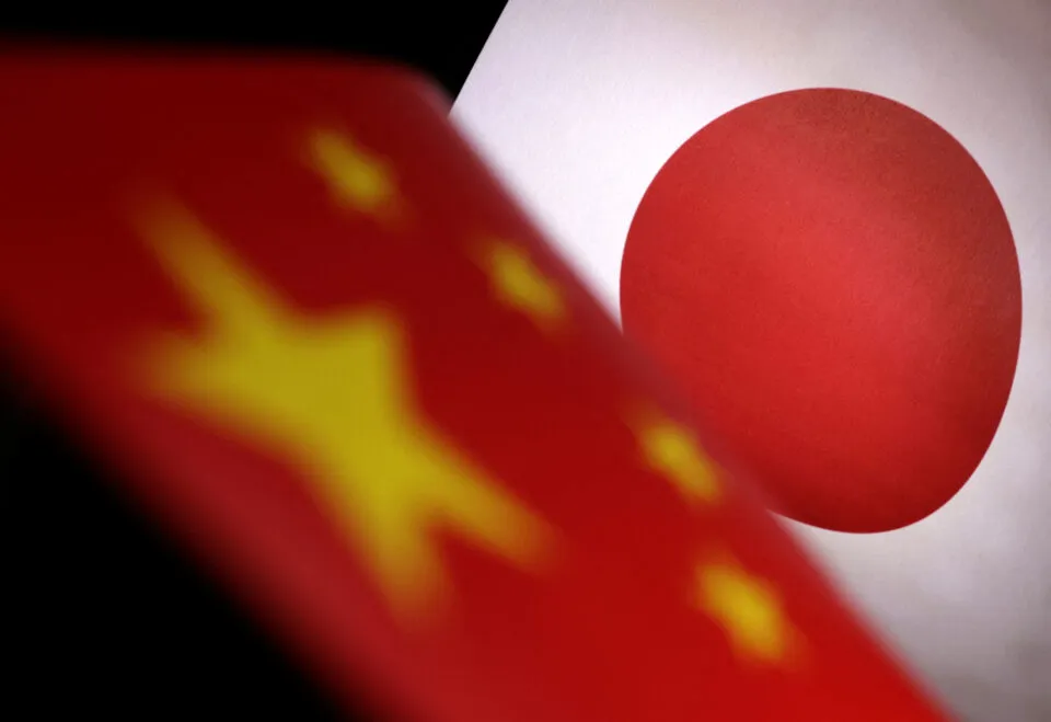 Japão rejeita alegações de “novo militarismo” e acusa China de se armar rapidamente