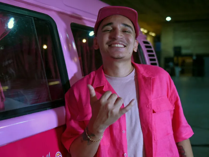 João Gomes fala de música, amizade e do recém-lançado “Dominguinho 2”; confira