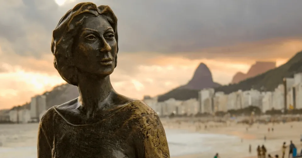 Melhores frases de Clarice Lispector sobre amor, vida e autoconhecimento