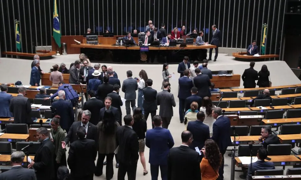 Motta pauta para terça-feira votação do projeto de lei dos minerais críticos