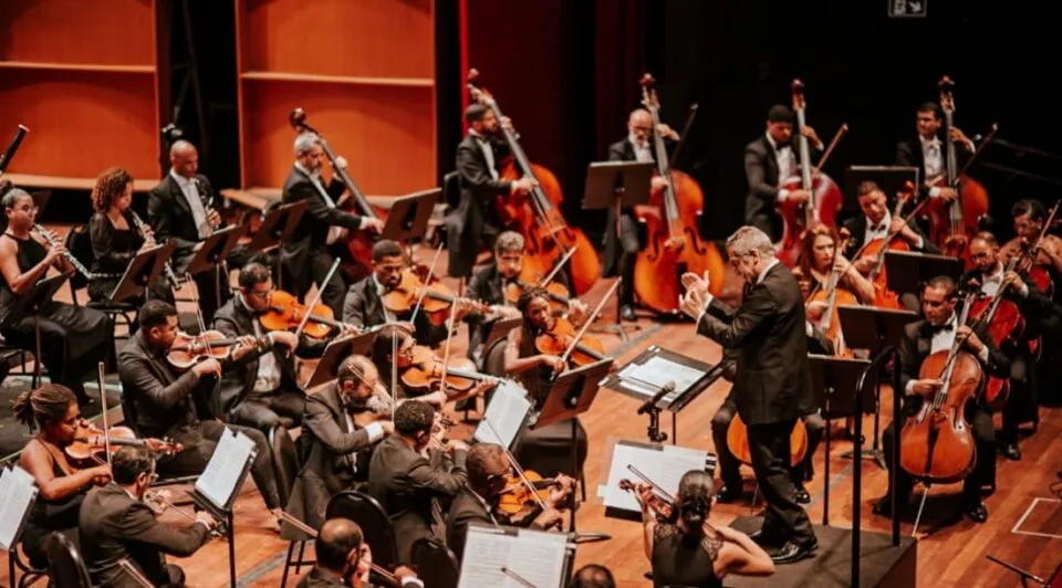 Orquestra Sinfônica de Sergipe apresenta concerto que une música, teatro e dança no TTB