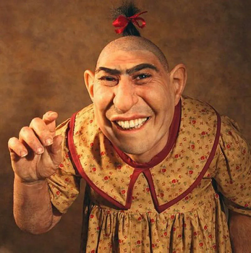 Pese a explorao e exposio vexatria, as atraes dos freaks shows chamavam o circo de lar