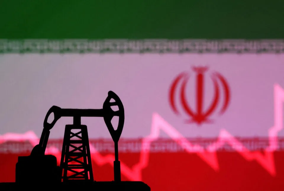 Petróleo cai abaixo de US$ 100 e bolsas sobem com esperança de acordo entre EUA e Irã