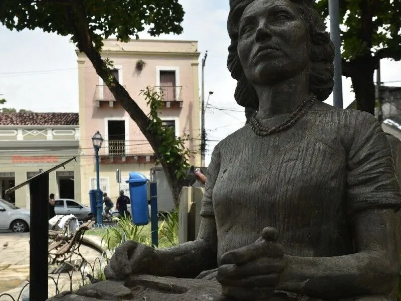 Prêmio Clarice Lispector lança edital e abre inscrições para escritoras pernambucanas