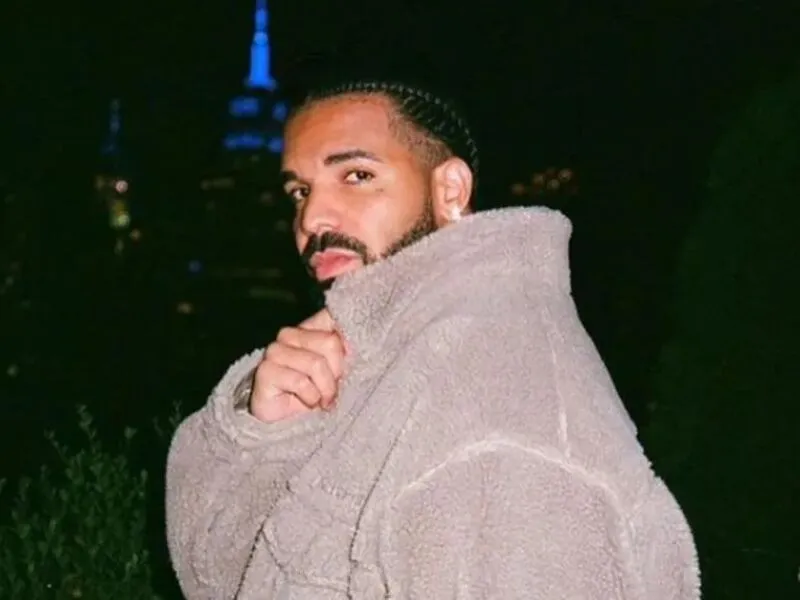 Rapper canadense Drake publica 43 músicas de uma vez