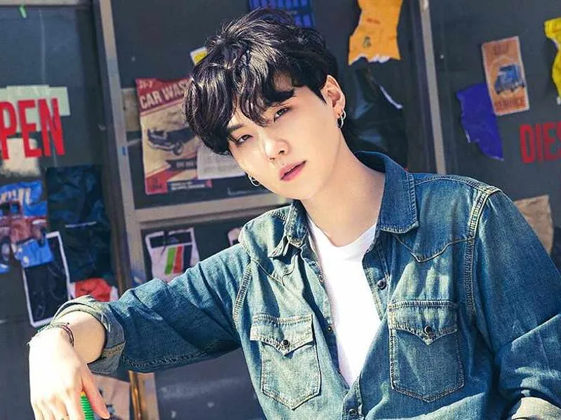 Suga, do BTS, vira coautor de manual após criar programa de musicoterapia para crianças com autismo