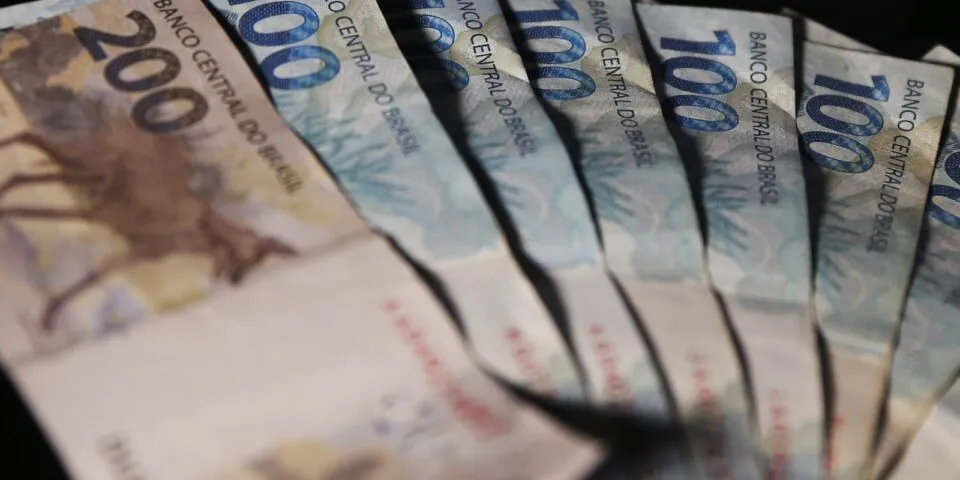 Superávit primário do Governo Central fica em R$ 25,2 bilhões em abril