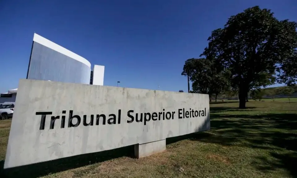 TSE entende que uso de igreja para promover candidaturas é abuso de poder