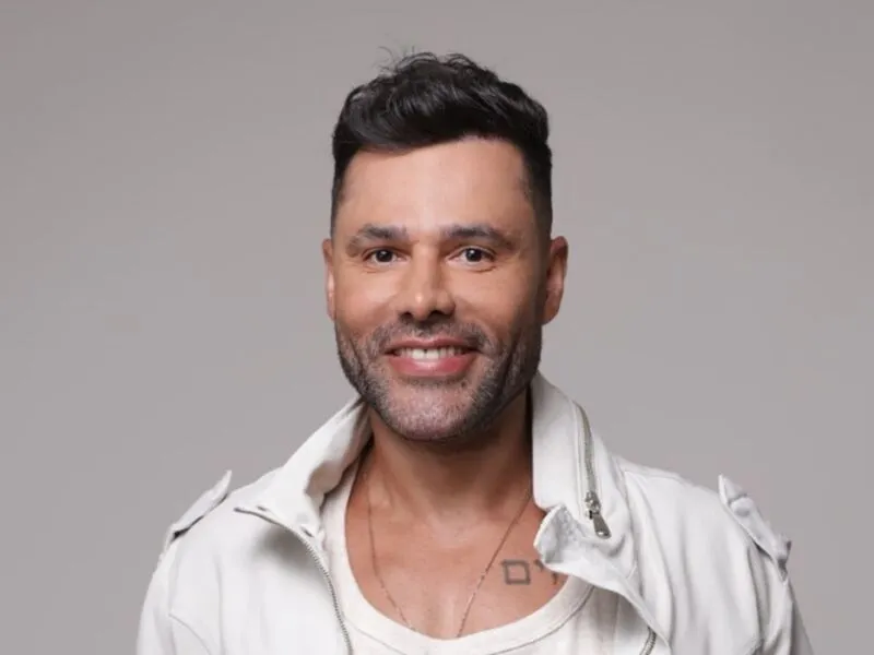 “Tô de Graça”: Rodrigo Sant’Anna mira nas redes sociais em nova temporada da série do Multishow
