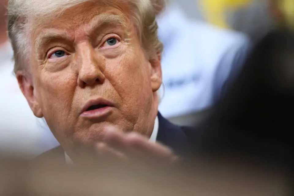 Trump volta a dizer que acordo de paz envolve Irã não possuir uma arma nuclear