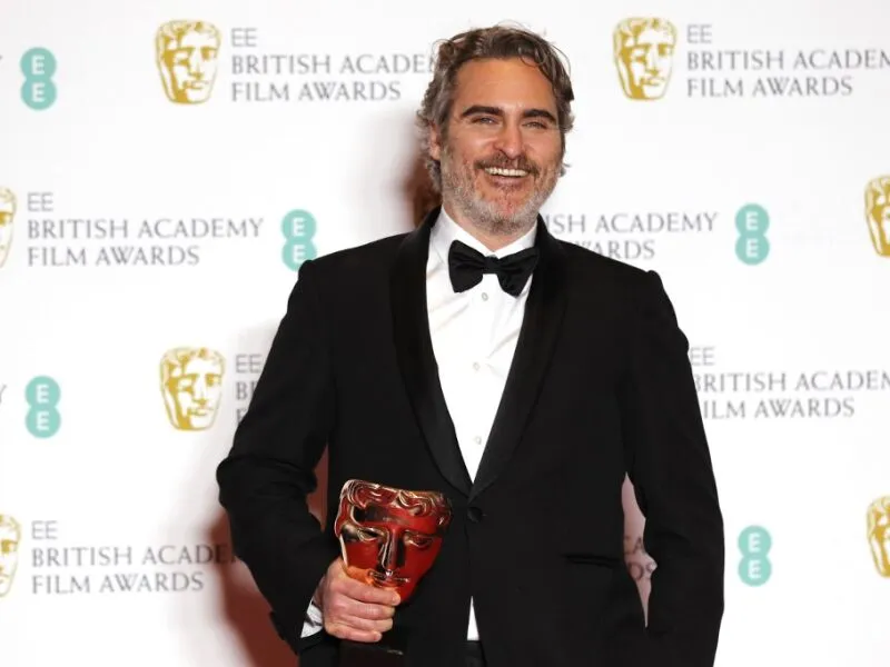 O passado pouco conhecido de Joaquin Phoenix: a conturbada infância do ator em uma seita