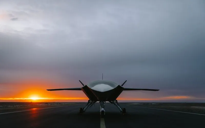 Avião de combate não tripulado da Boeing conclui testes de furtividade