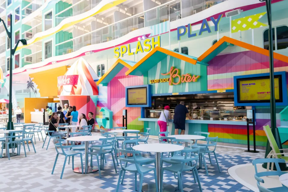 Como é comer no Legend of the Seas? Conheça mais de 40 opções de bares e restaurantes no novo navio da Royal Caribbean; fotos