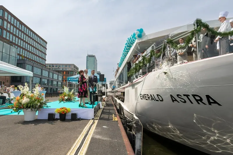 Emerald Cruises celebra inauguração do Emerald Astra nos Países Baixos em 2026