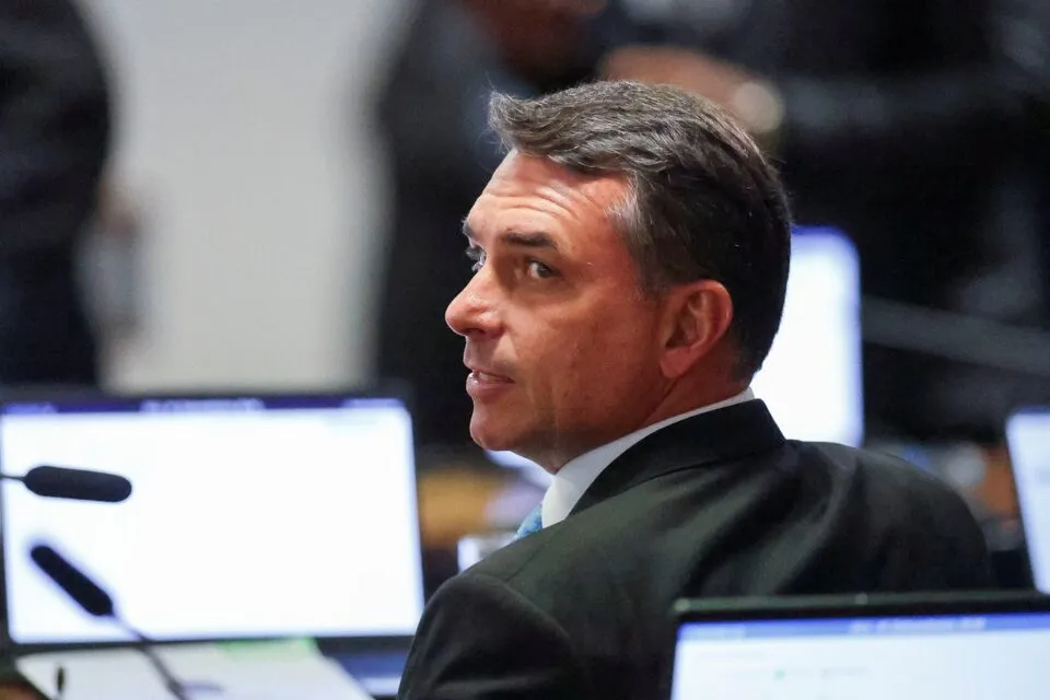 Flávio minimiza chance de Zema e Caiado unirem forças em candidatura da direita