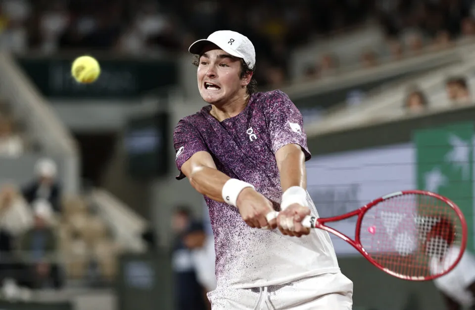 João Fonseca perde para tcheco e é eliminado de Roland Garros após campanha histórica