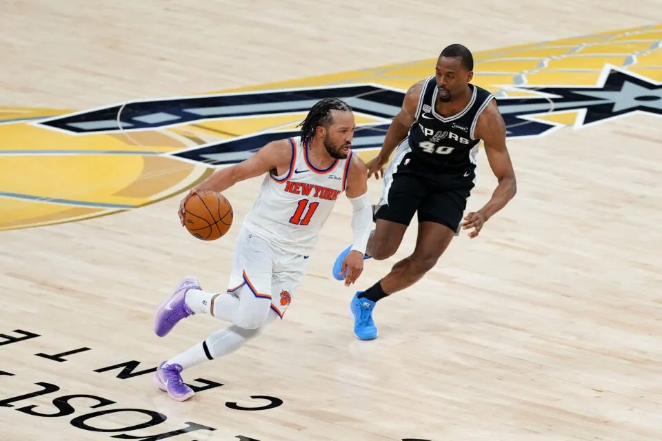 New York Knicks abrem vantagem no Jogo 1 das finais da NBA