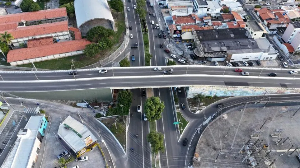 Obras no viaduto da Francisco Porto entram em nova fase; veja como ficará o trânsito