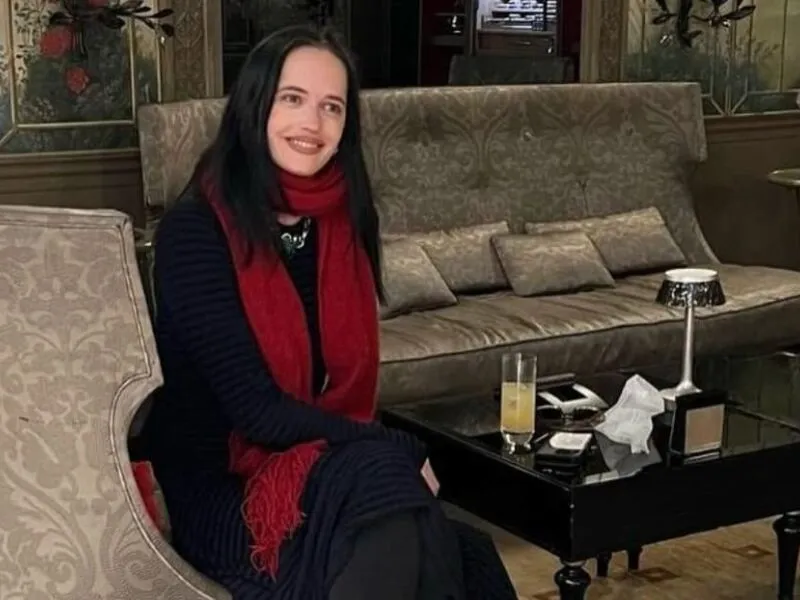‘Bond girl’ Eva Green é hospitalizada após acidente em set da série ‘Vandinha’