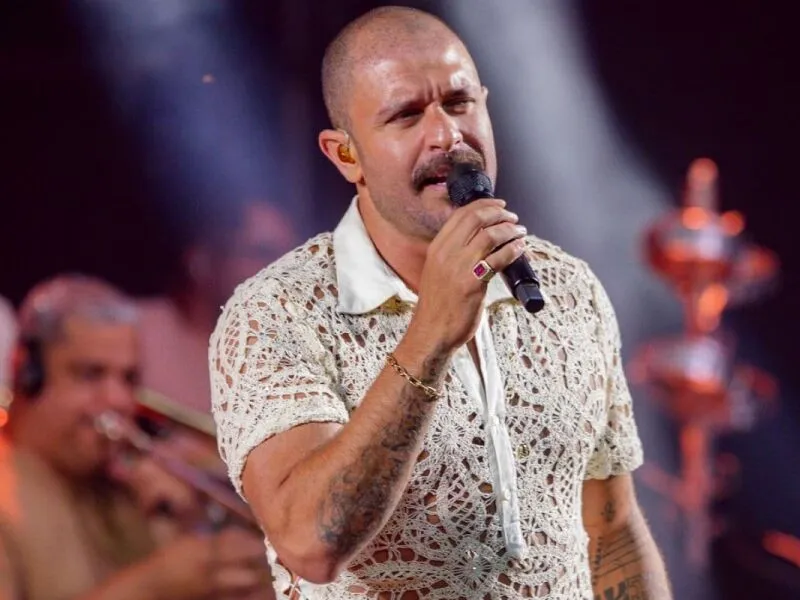 Diogo Nogueira cancela show devido à perda de voz; veja nova data e saiba como obter reembolso