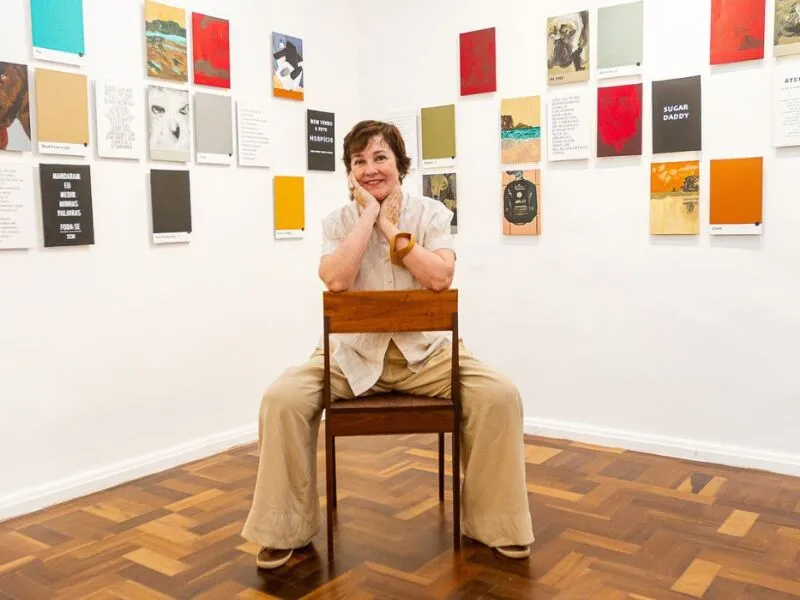 “Fake-Persona”: Exposição de Jeanine Toledo retrata identidades e representações no ambiente digital