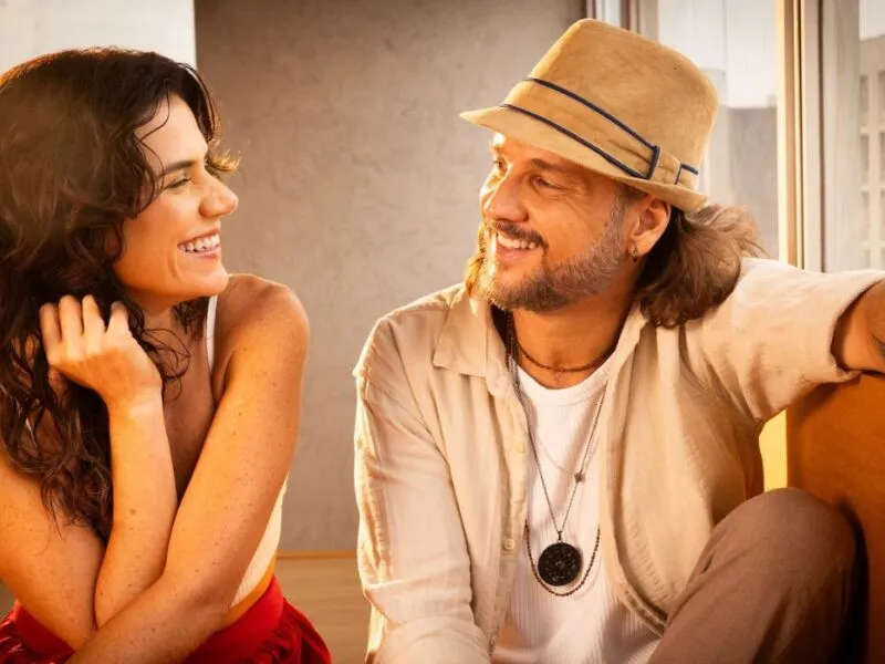Mariana Aydar abre caminho para novo disco com parceria ao lado de Tato