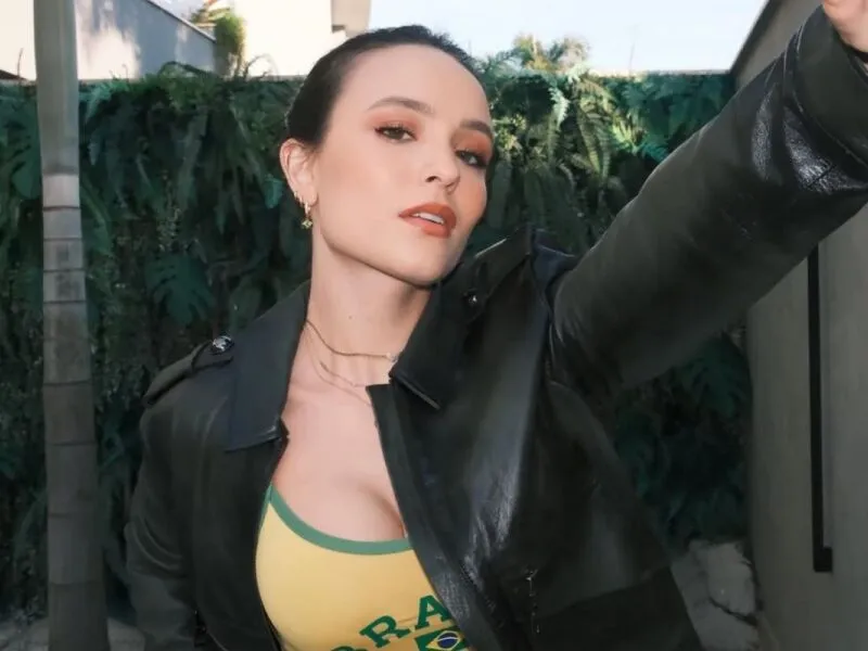 Larissa Manoela faz cirurgia de endometriose: “Passo antes de pensar em uma gravidez”