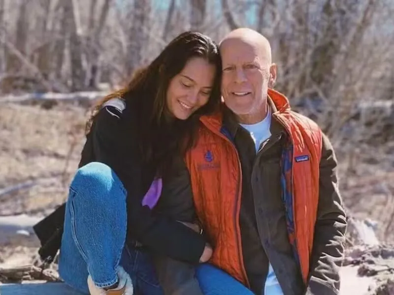 Mulher de Bruce Willis desmistifica “equívoco comum” sobre a doença do ator