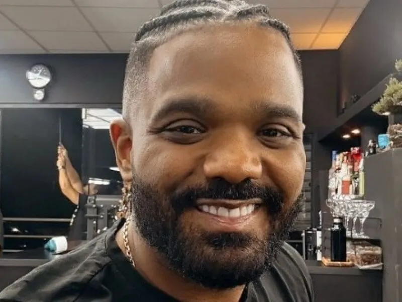 Cantor Arlindinho é assaltado na Zona Norte do Rio e tranquiliza os fãs: “Estou bem”