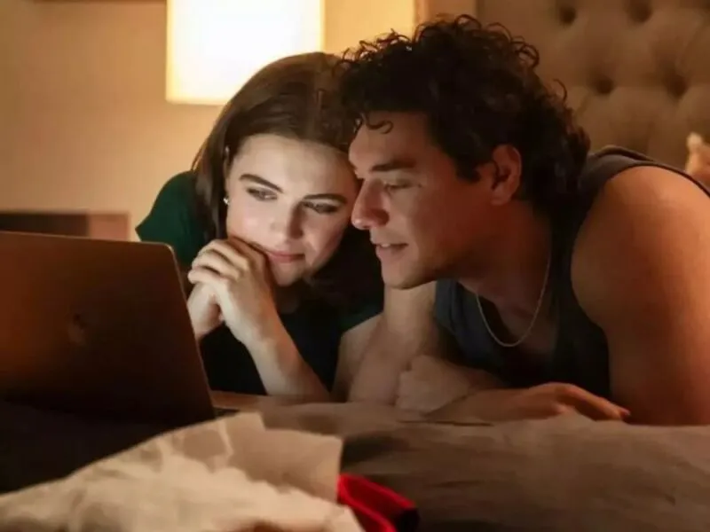 Amazon pede respeito ao elenco da série Off Campus