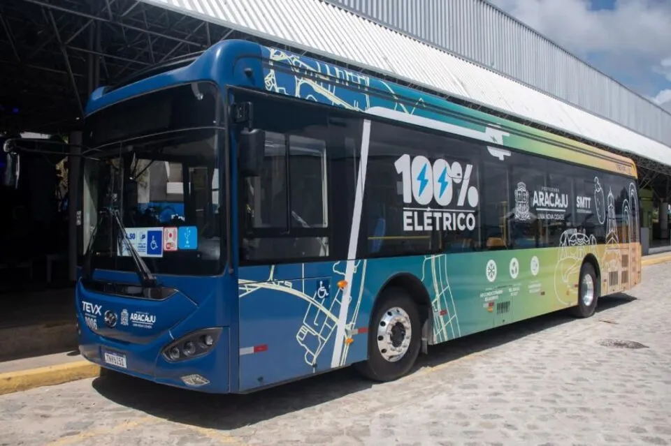 Aracaju amplia frota de ônibus elétricos com mais 15 veículos e passa a operar 30 unidades