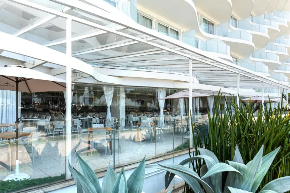 CDesign Hotel anuncia almoço especial de Dia dos Pais com churrasco, cerveja e música ao vivo