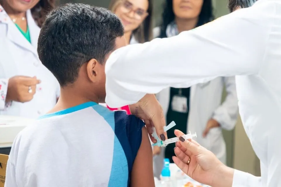 Cobertura vacinal contra influenza está abaixo da meta; doses seguem disponíveis nas UBS de Sergipe