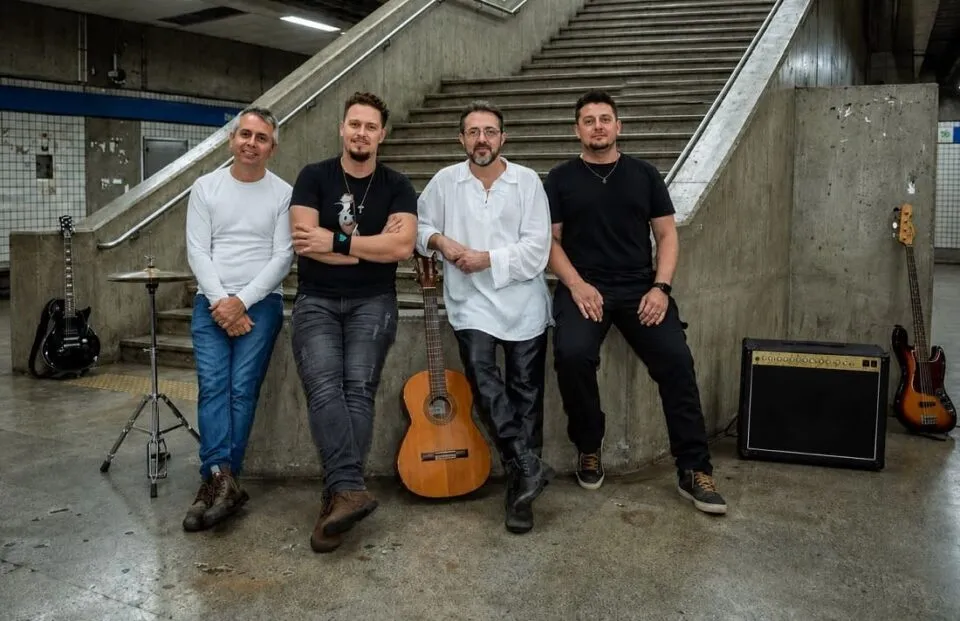 Legião Urbana Cover-SP traz a Aracaju espetáculo dedicado a Renato Russo