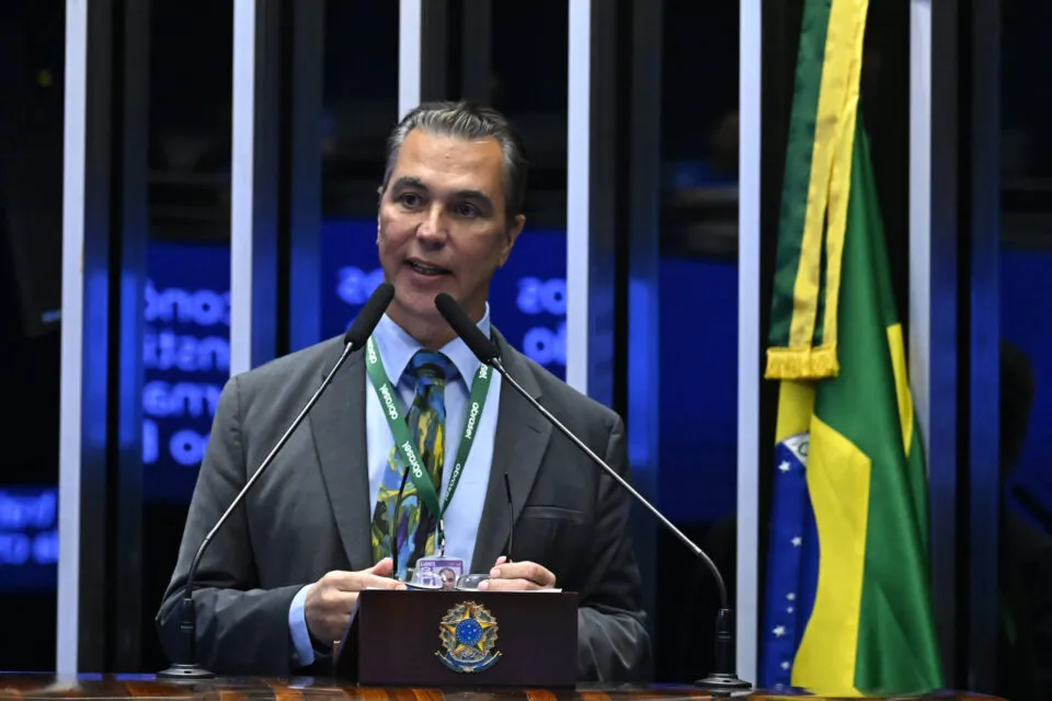 Senado debate PEC do fim da escala 6×1 e setor produtivo alerta para impactos econômicos