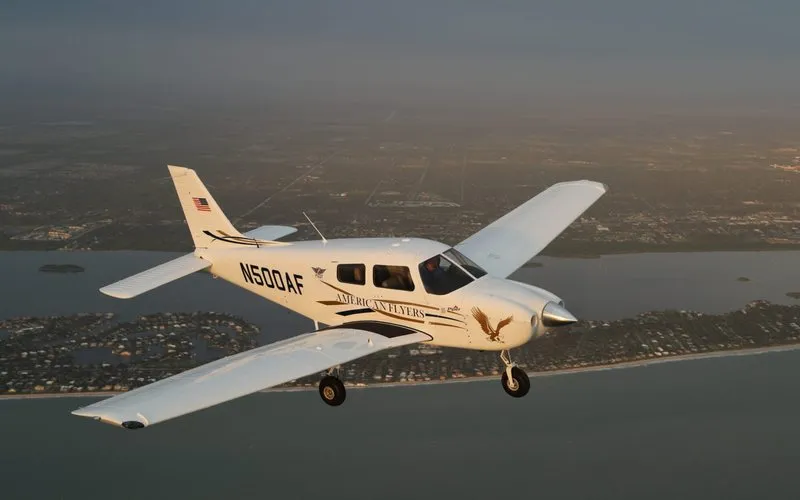 Universidade escolhe Piper Pilot 100i para renovar frota
