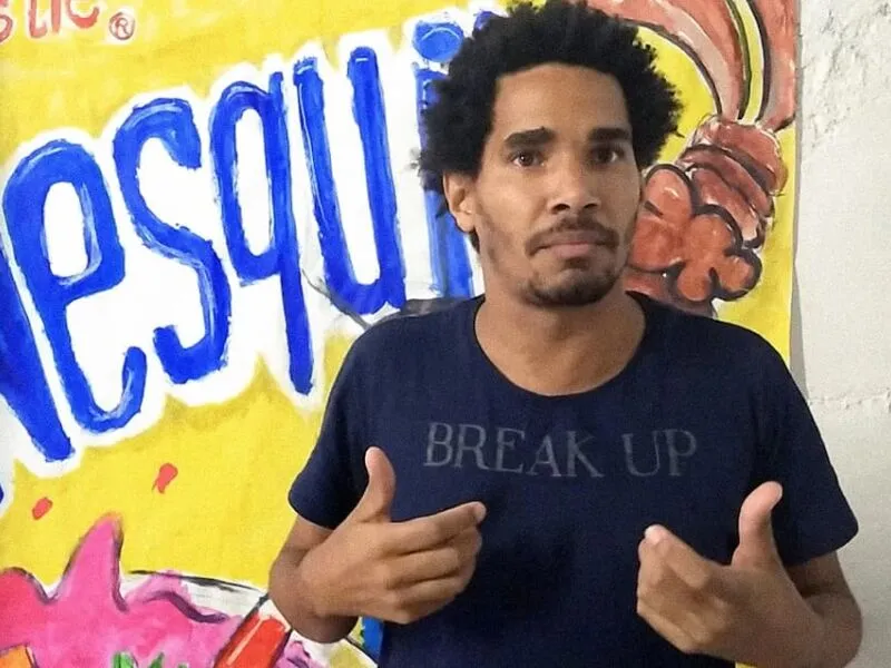 Artista dissidente Luis Manuel Otero Alcántara deixa boato de Cuba aos EUA