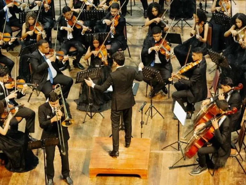 Orquestra Criança Cidadã apresenta o concerto “Ecos Sinfônicos: Uma Viagem Musical”