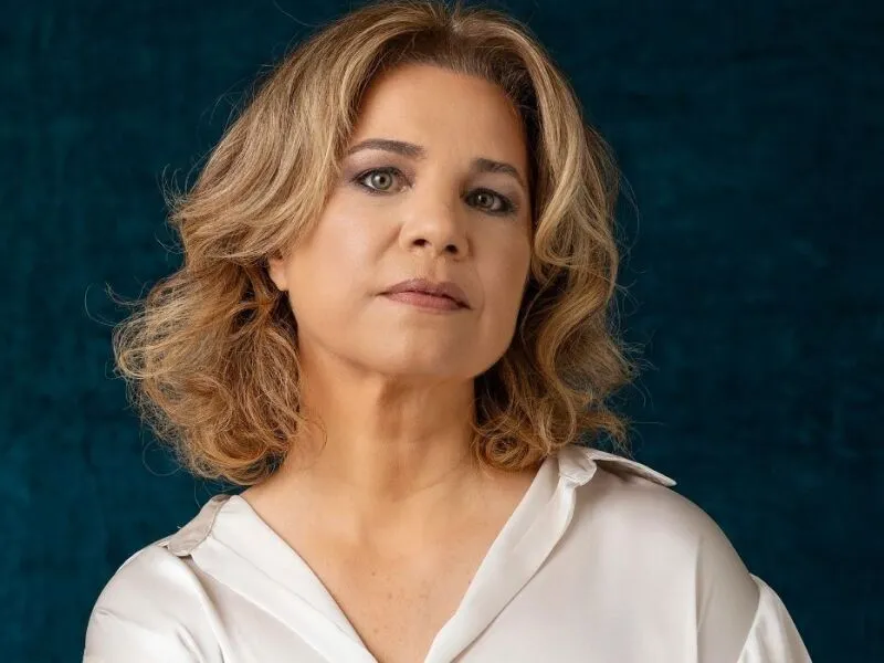 Isabel Teixeira busca novos caminhos através de Pilar, sua personagem em “Quem Ama Cuida”