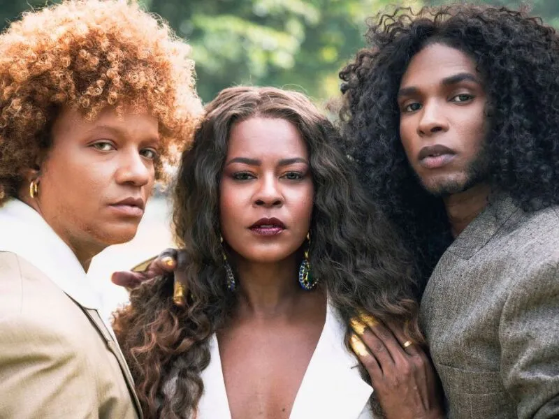 Soul de Brasileiro estreia em álbum que transforma raízes em voz coletiva
