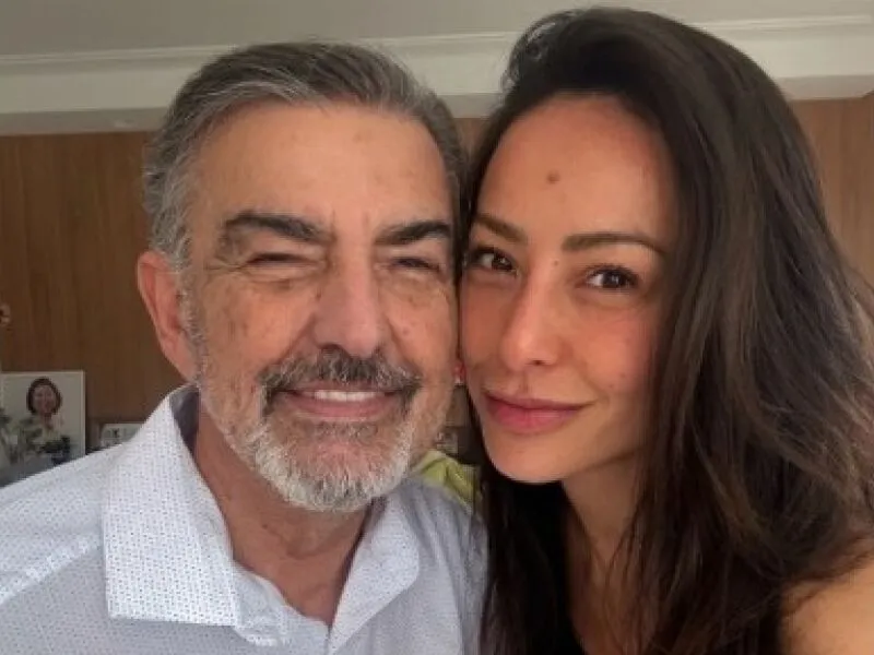 Sabrina Sato relata susto com estado de saúde do pai